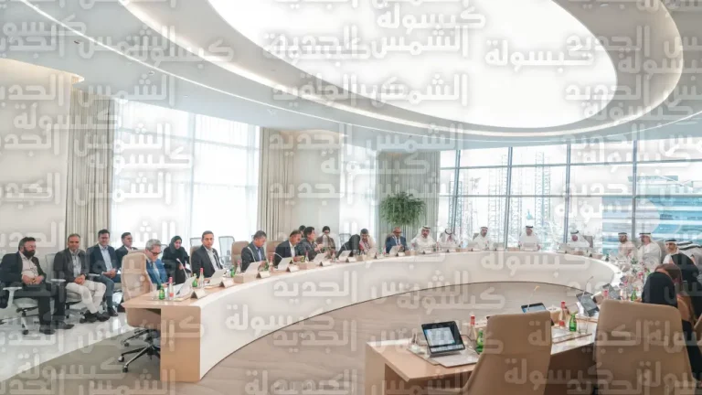 ثاني الزيودي يبحث تعزيز مرونة التجارة الخارجية وتفعيل ممرات بديلة بعيداً عن مضيق هرمز